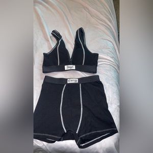 Women’s active wear